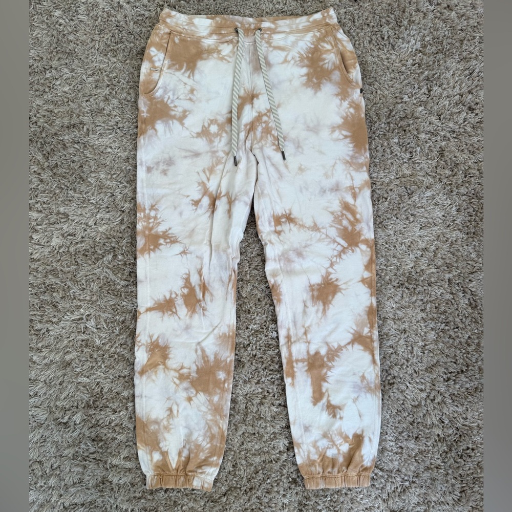 NWOT Women’s Vuori Tie-Dye Jogger Pants